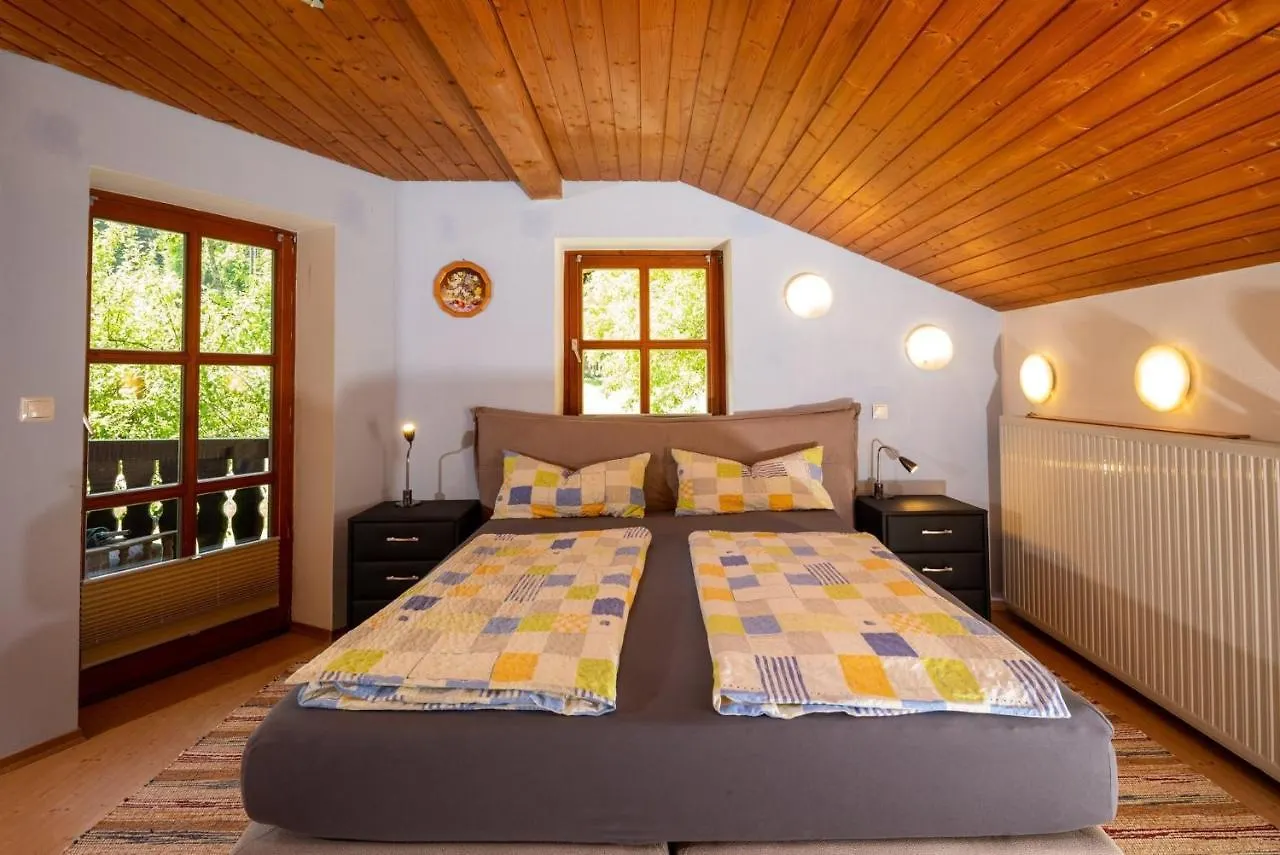 Ferienwohnung Hötzelsperger Prien 0*,